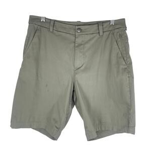 Lululemon Chino Shorts Green Size 31 GUC